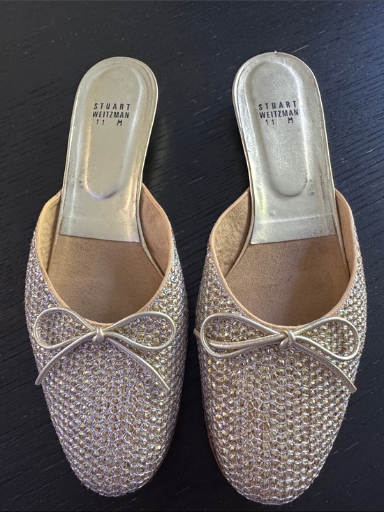 Shoes - Stuart Weitzman gold sequin bow detailing mule flats. Size 11M.
